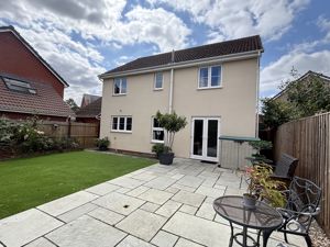 Photo 11- click for photo gallery